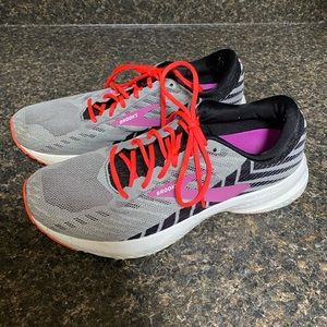 Brooks Launch 6 Running Sneakers - Women’s size 8.5